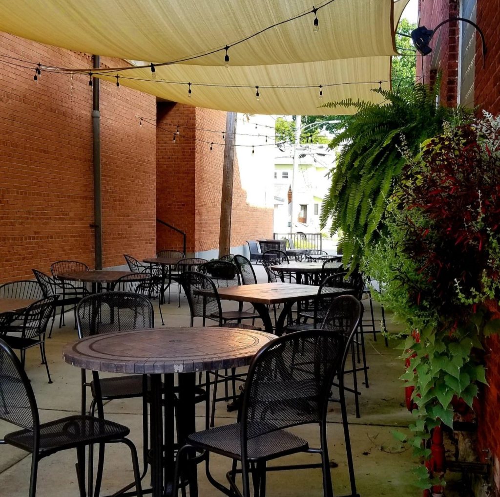 Patio Dining in the Miami Valley | Dayton937